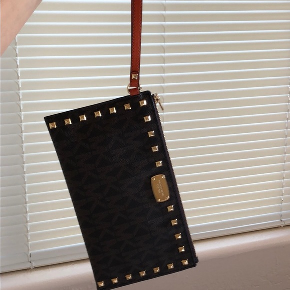 Brand new, spacious and very easy to use - Picture 6 of 7